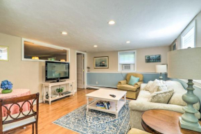 3 Mi to Bourne Scenic Park Quaint Cape Cod Apt